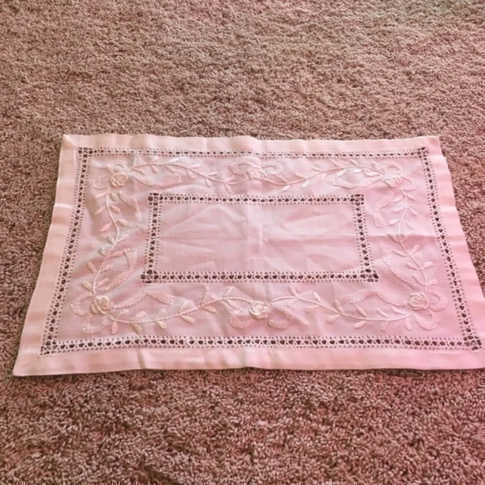 Vintage Handmade tissue box cover - Picture 1 of 9